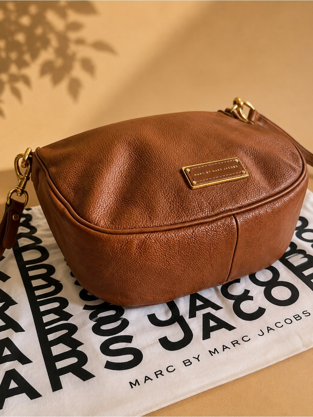 Marc by Marc Jacobs Pebbled Leather Hobo Shoulder Crossbody Cognac Bag - Picture 10 of 16